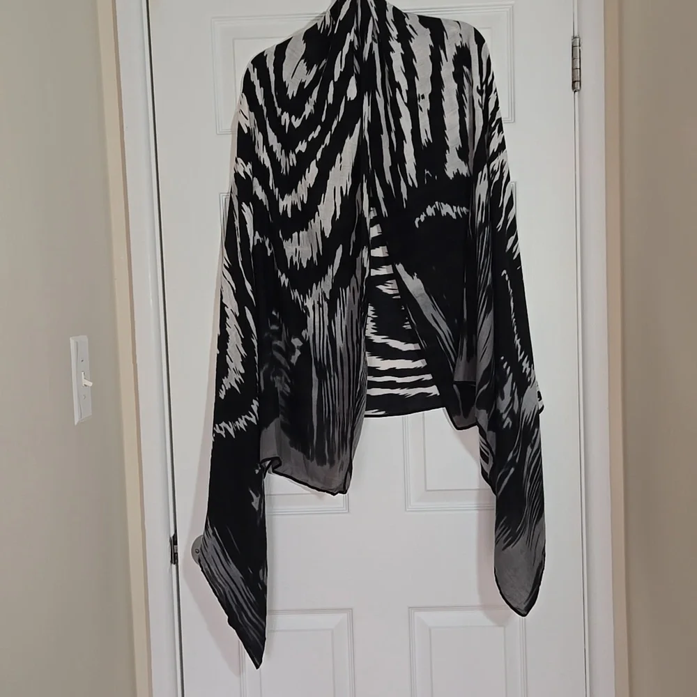 🖤 Black Gray Ombré Zebra Print Lightweight Wrap Scarf 30x72